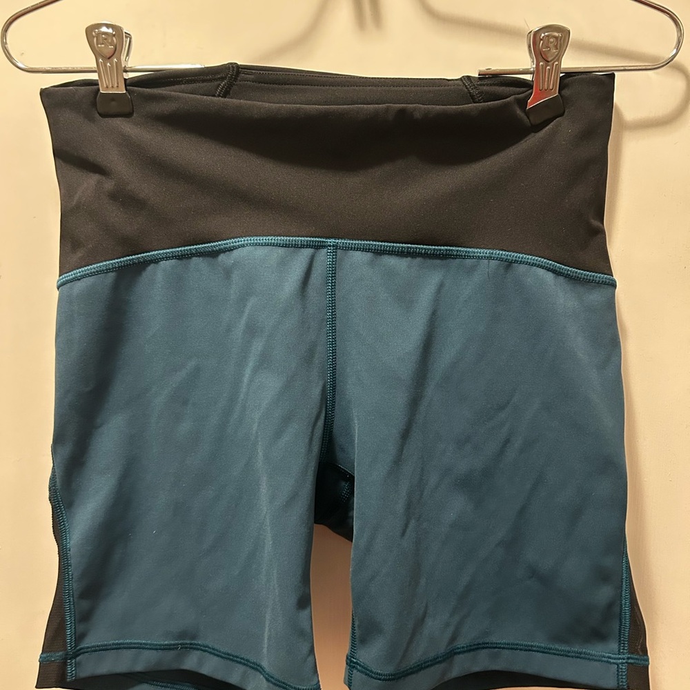 lululemon bike shorts